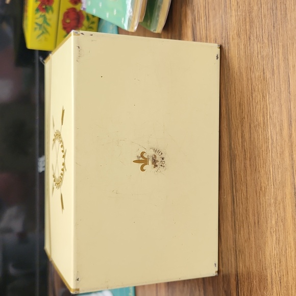 VINTAGE 80s Ohio Art Tin Recipe/Index Box 6" x4" - Picture 6 of 7